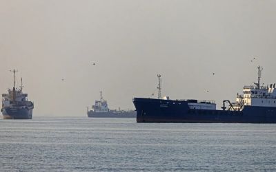 Iran halts talks with US, says it will close Bab el-Mandeb Strait: Report